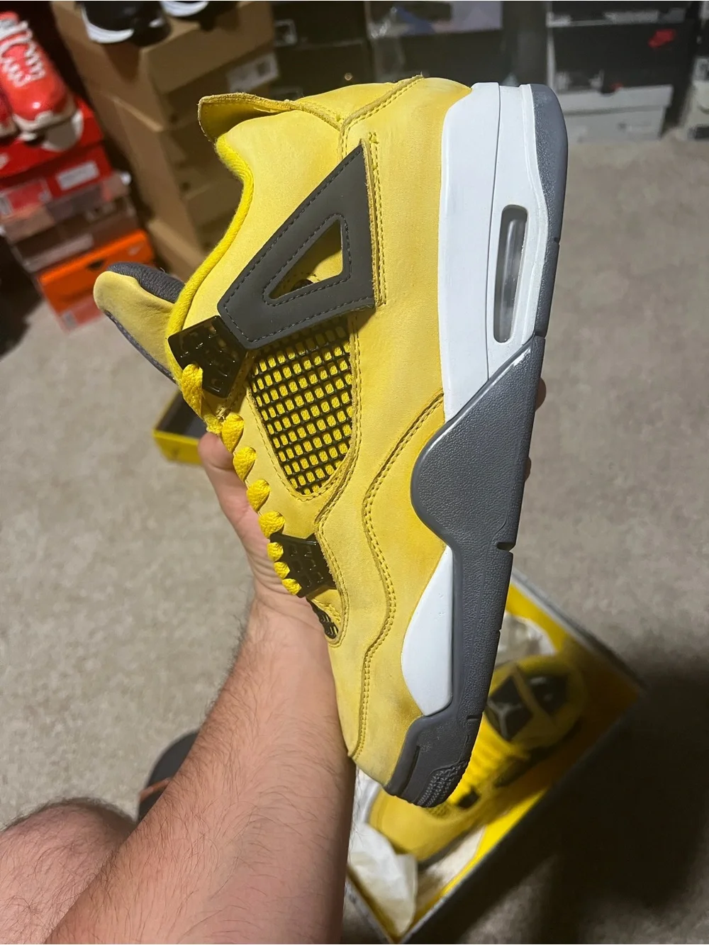 Jordan 4 ‘Lightning’